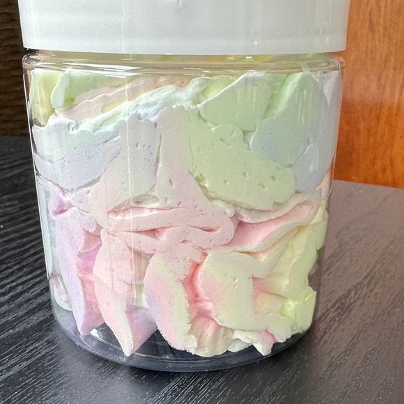 Aminnah Unicorn Dreams Whipped Body Butter - Picture 5 of 6